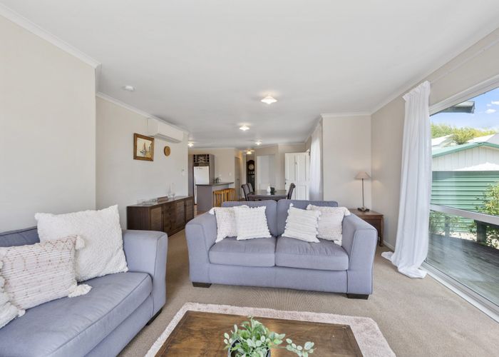  at 8 & 8A Holden Avenue, Holdens Bay, Rotorua, Bay Of Plenty