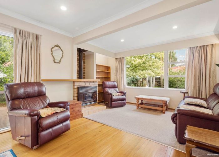  at 82 Marlborough Avenue, Glenfield, North Shore City, Auckland