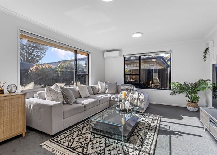  at 1/14 Innisfree Place, Northwood, Christchurch