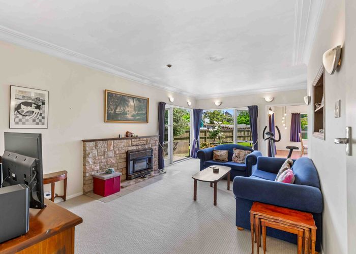  at 35 Yeovil Road, Te Atatu Peninsula, Auckland