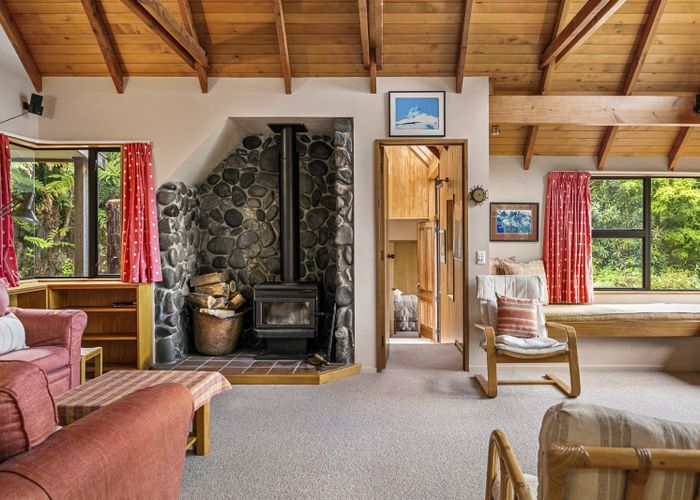  at 62 Hauraki Terrace, Pukawa Bay, Tūrangi