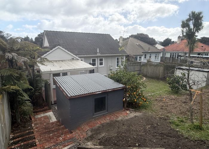  at 24 Galway Avenue, Hamilton East, Hamilton