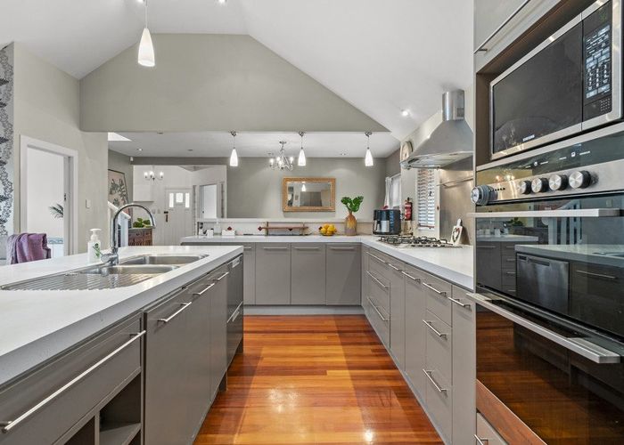  at 8 Vinter Terrace, Mount Albert, Auckland City, Auckland