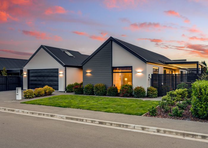  at 22 Kirkland Crescent, Harewood, Christchurch City, Canterbury
