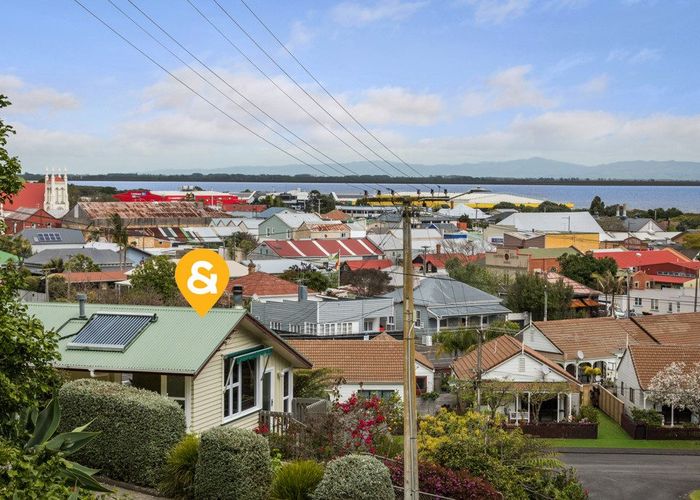  at 100 Broad Street, Thames, Thames