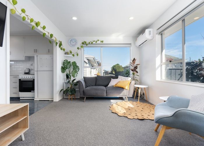  at 4/35 Neill Street, Hornby, Christchurch City, Canterbury