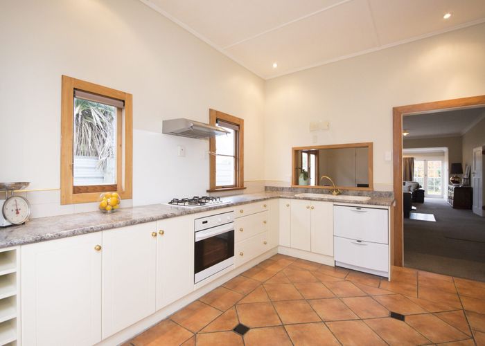  at 2 Beresford Street, Takaro, Palmerston North, Manawatu / Whanganui
