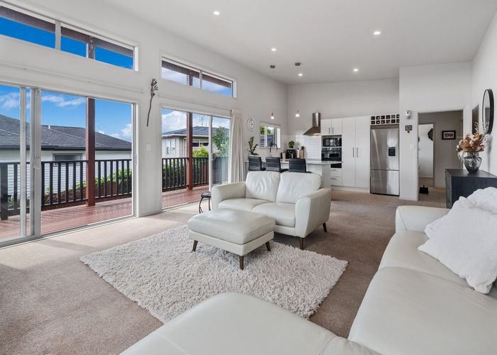  at 1/9 Watea Road, Torbay, Auckland