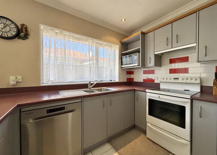  at 724 Fergusson Drive, Elderslea, Upper Hutt, Wellington