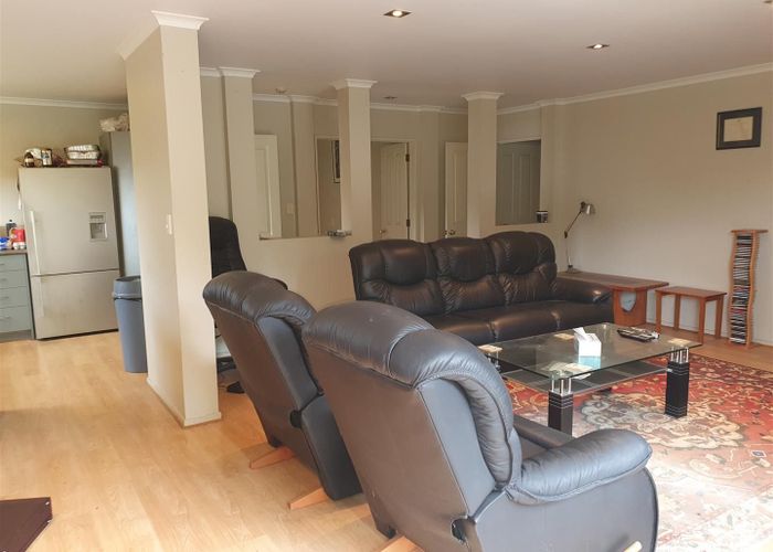  at 22 Sambrooke Crescent, Flat Bush, Auckland