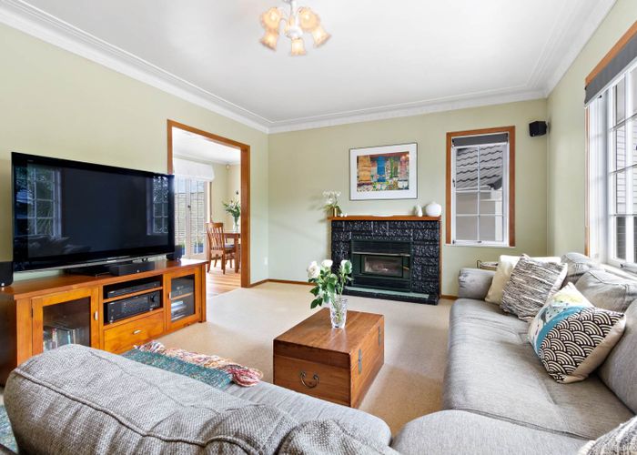  at 14 Rerewai Place, Kelston, Auckland