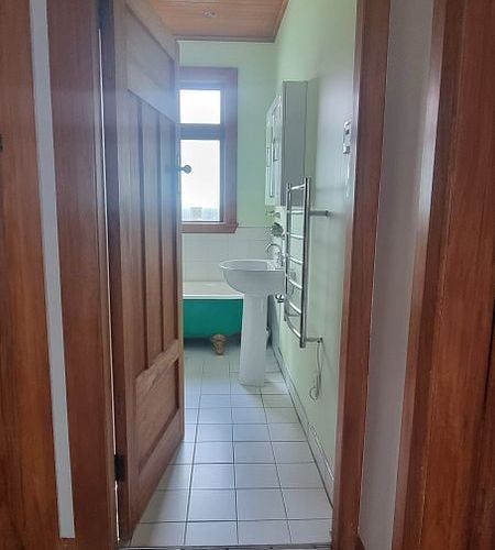  at Waterloo, Lower Hutt, Wellington