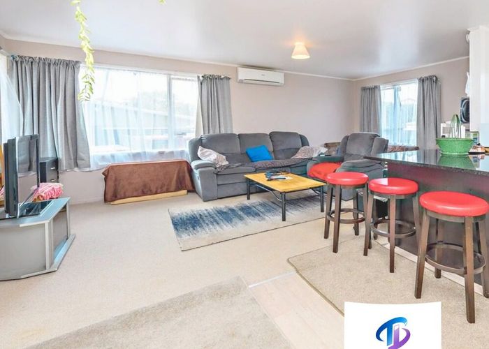  at 18 Lipton Grove, Opaheke, Papakura, Auckland