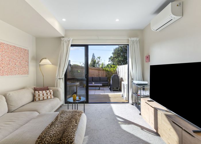 at 5/37 Ambler Avenue, Glen Eden, Waitakere City, Auckland