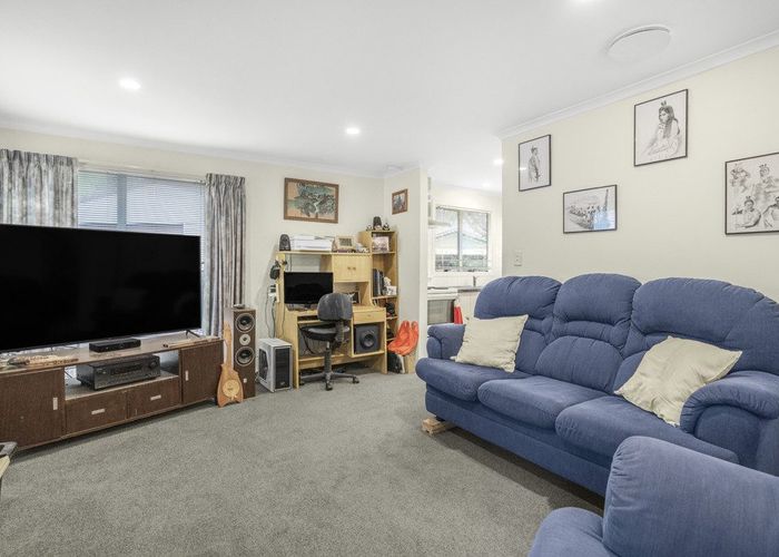  at 1/11 Topeka Grove, Totara Park, Upper Hutt, Wellington