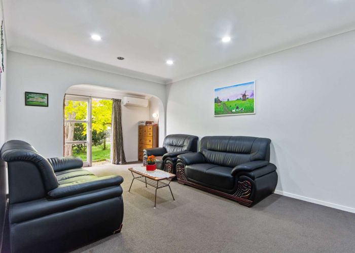  at 3/11 Kings Road, Panmure, Auckland