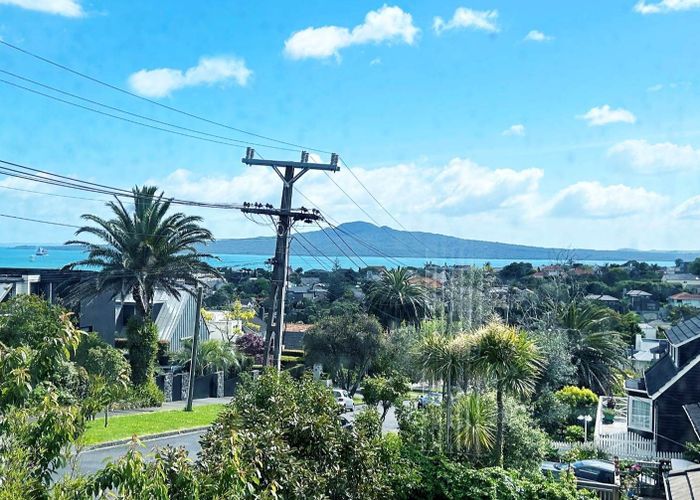  at 64 Codrington Crescent, Mission Bay, Auckland City, Auckland