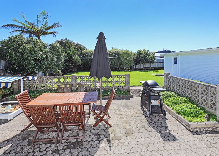  at 20 Southwark Avenue, Tamatea, Napier