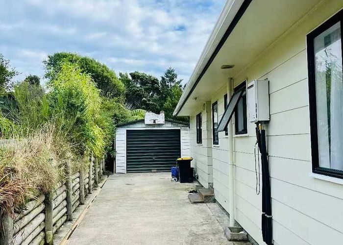 at 6 Ruth Grove, Karori, Wellington, Wellington