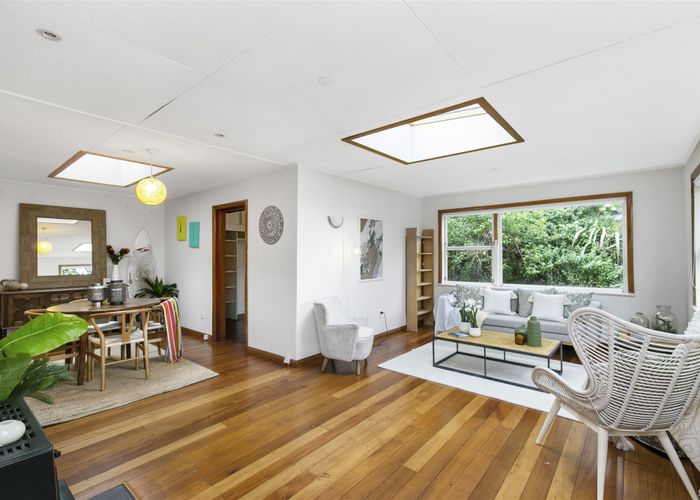  at 30 Cave Road, Houghton Bay, Wellington