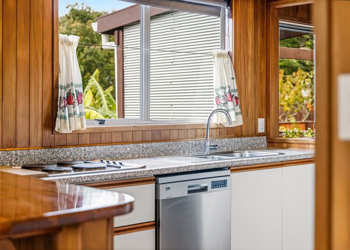  at 3 Spinella Drive, Bayview, North Shore City, Auckland