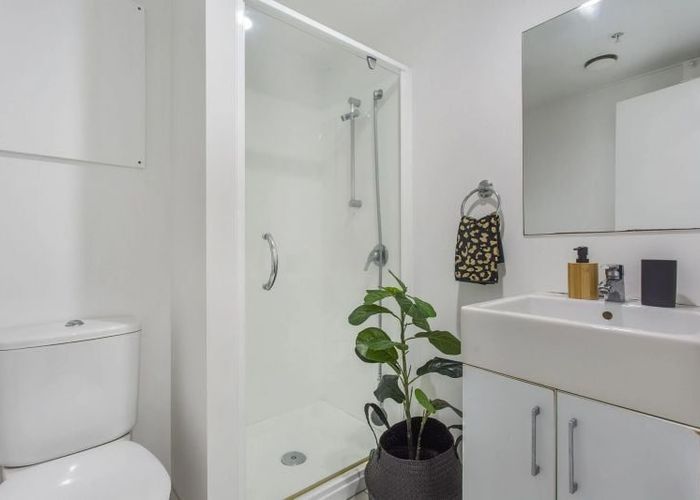  at 5c/8 Bankside St, City Centre, Auckland City, Auckland