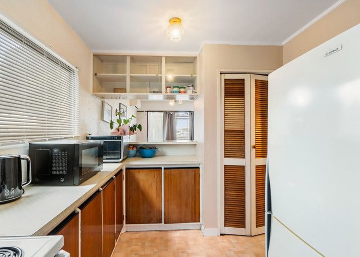  at 1/18 Cliff Road, City Centre, Tauranga, Bay Of Plenty