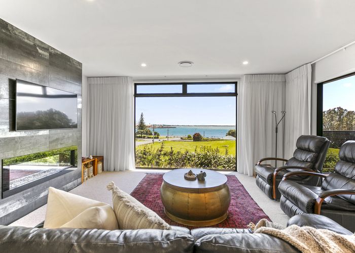  at 9 Bayly Road, Moturoa, New Plymouth, Taranaki