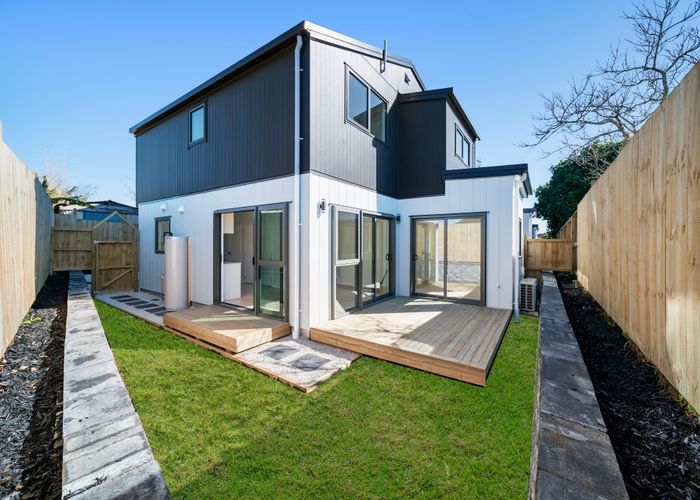  at Lot 5/8 Clutha Crescent, Clover Park, Manukau City, Auckland