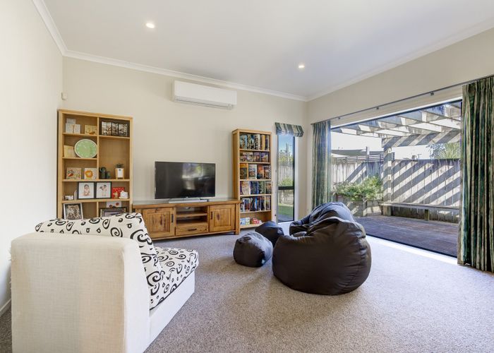  at 16 Gordon Street, Hillcrest, Hamilton