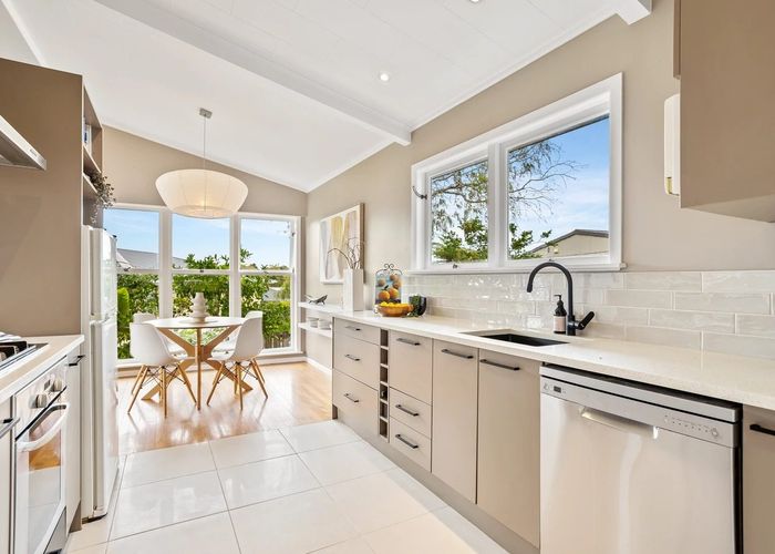  at 8 Reiman Street, New Lynn, Waitakere City, Auckland