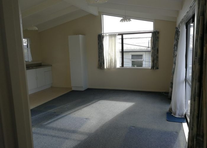 at 43a Sunnyside Rd, Sunnyvale, Waitakere City, Auckland