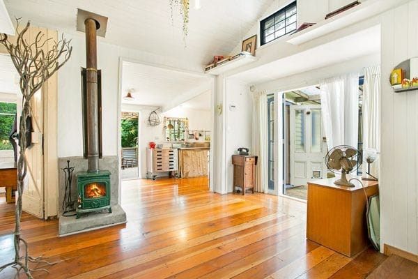  at 91 Warner Park Avenue, Laingholm, Auckland
