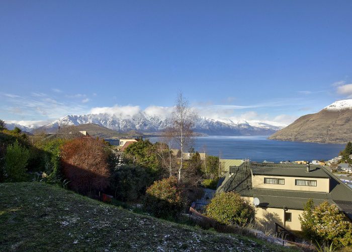  at 6B Caples Place, Fernhill, Queenstown-Lakes, Otago
