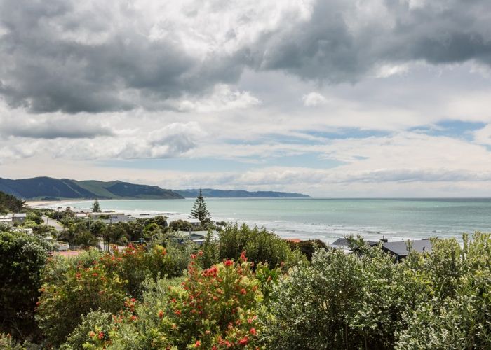  at 211 Harper Road, Waimārama