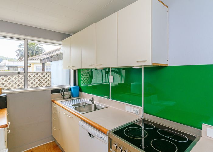  at 2/33 Parenga Street, Wainuiomata, Lower Hutt
