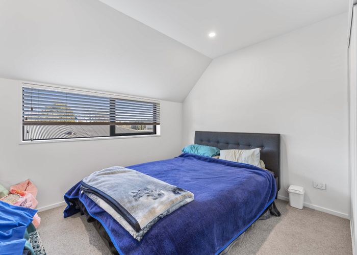  at 2/17 Hornbrook Street, Waltham, Christchurch