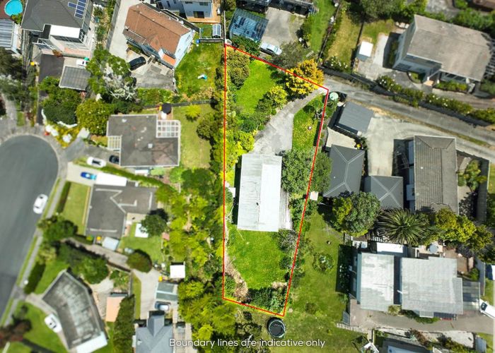  at 220 Glamorgan Drive, Northcross, North Shore City, Auckland