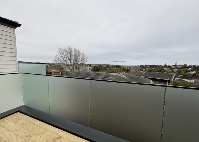  at 129C Oaktree Ave, Browns Bay, North Shore City, Auckland