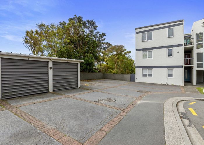  at 3/6 Heaton Terrace, Brooklyn, Wellington, Wellington