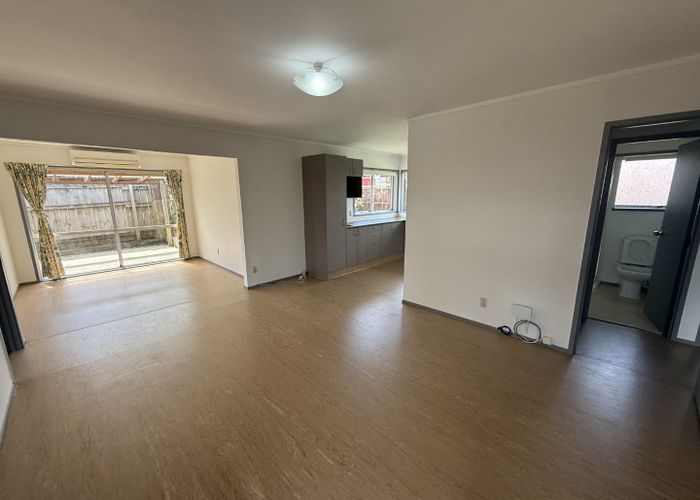  at 10B Ballater Place, Highland Park, Manukau City, Auckland