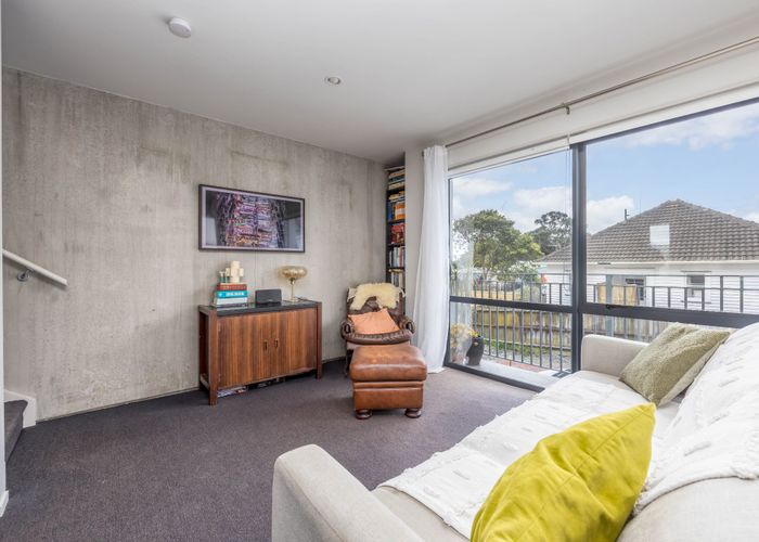  at 5A Geddes Terrace, Avondale, Auckland