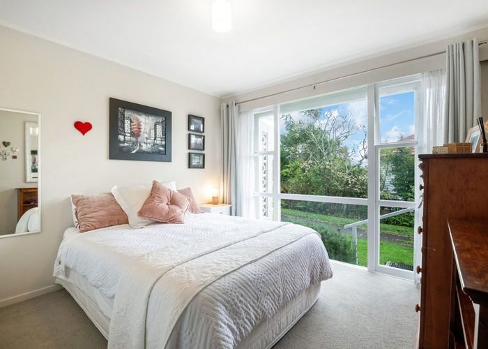  at 10/77 Old Lake road , Devonport, North Shore City, Auckland