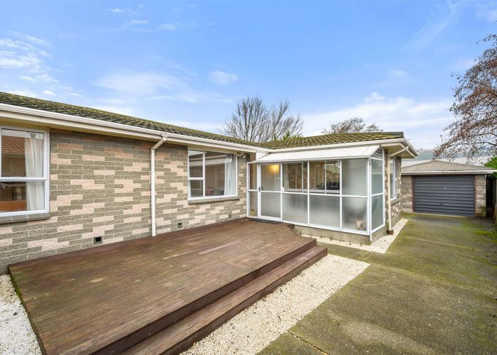  at 5 Adams Place, Woolston, Christchurch