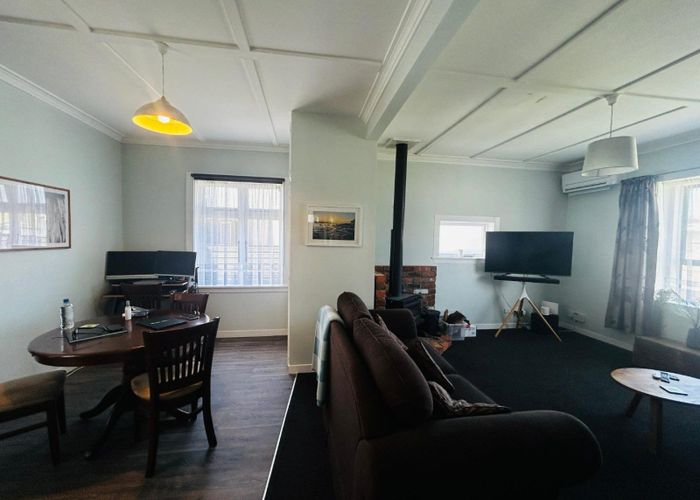  at 2 Moore Avenue, Tawhero, Whanganui, Manawatu / Whanganui