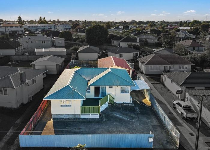  at 12 Ivon Road, Otara, Auckland
