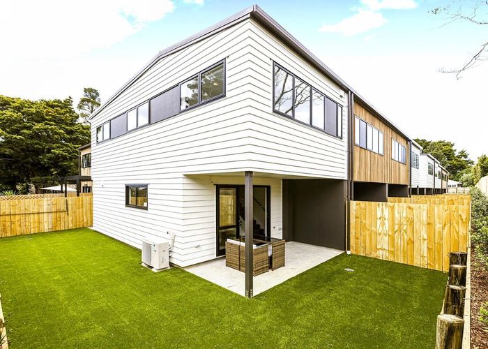  at 10/63 Hillcrest Avenue, Hillcrest, North Shore City, Auckland
