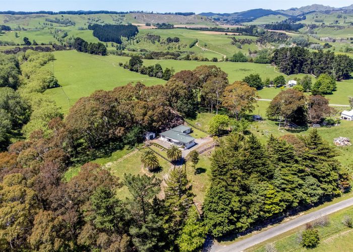  at 277 Hakakino Road, Masterton