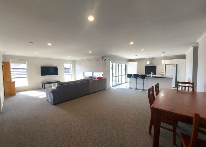  at 24 Fairfax Crescent, Pyes Pa, Tauranga, Bay Of Plenty