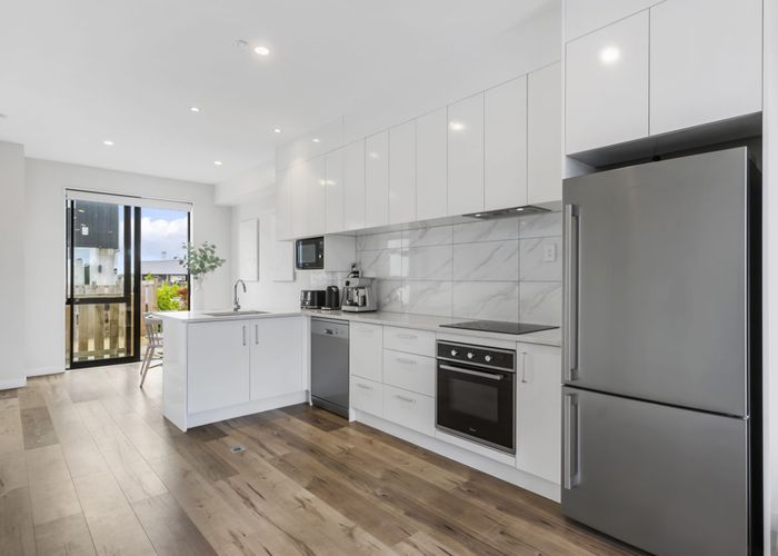  at 14 Matakohe Road, Westgate, Waitakere City, Auckland